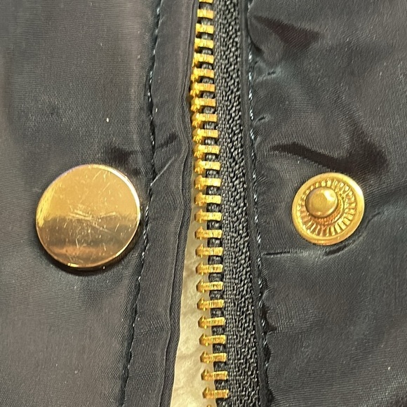 Ci Sono Navy Faux Sherpa Lined Front Zippered Mixed Material Puffer Vest Small - Picture 11 of 12